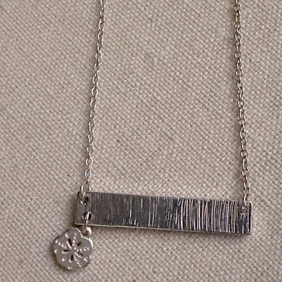 Silver necklace with beach days best days silver bar and sand dollar charm - Picture 4 of 6